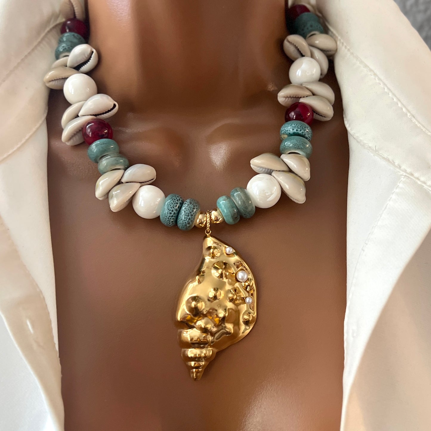 Handmade Cowrie Shell Necklace with Ceramic Beads and Gold Plated Conch Pendant – Adjustable Boho Beach Jewelry