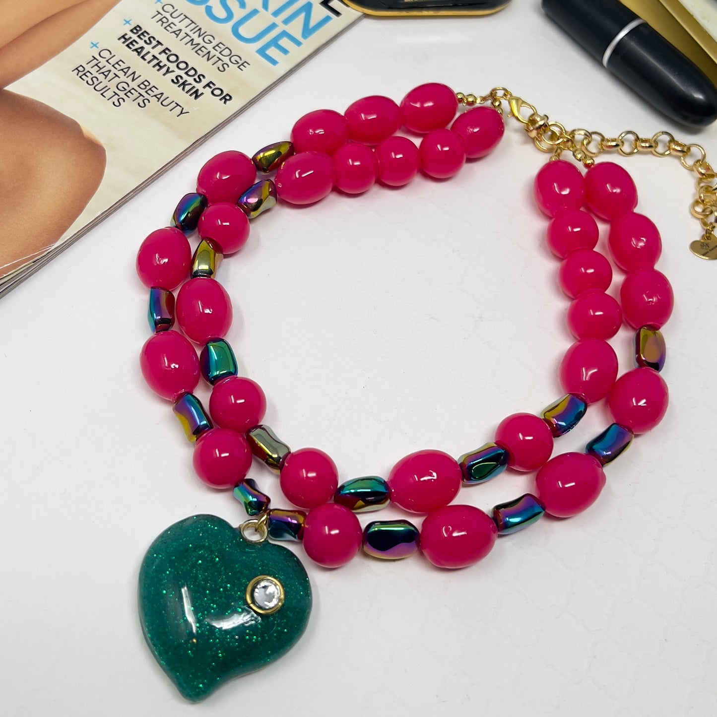 Handmade Double-Layer Resin Beaded Necklace with Heart Pendant and Austrian Crystals – Adjustable Statement Jewelry
