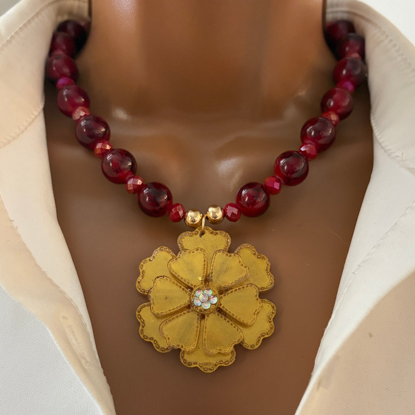 Flower Charm beaded necklace - Handmade Beaded Flower Necklace