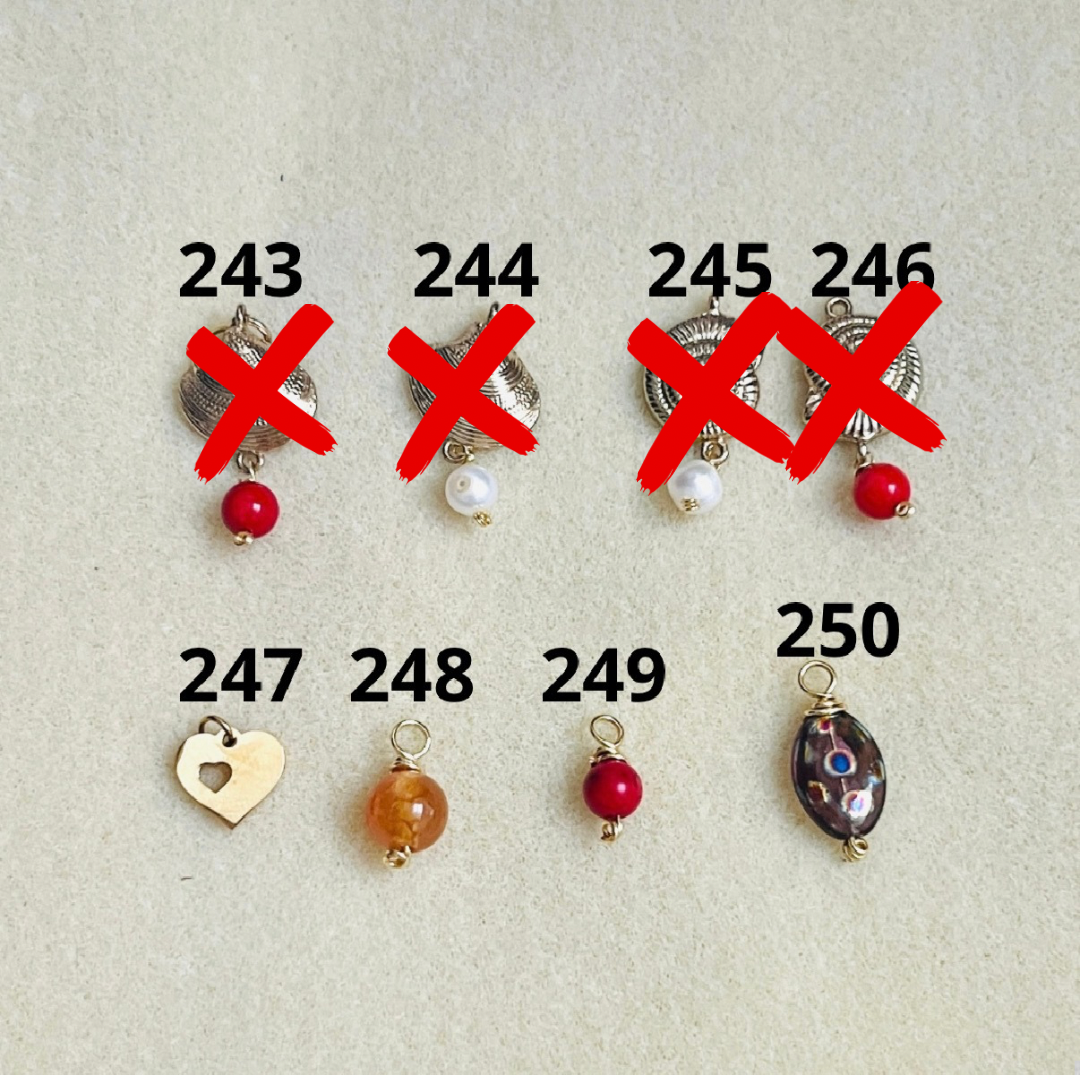 Carabiner necklace, Chunky charm necklace, Custom gold vintage, handmade Christmas gift women, paperclip necklace, pearl pendant