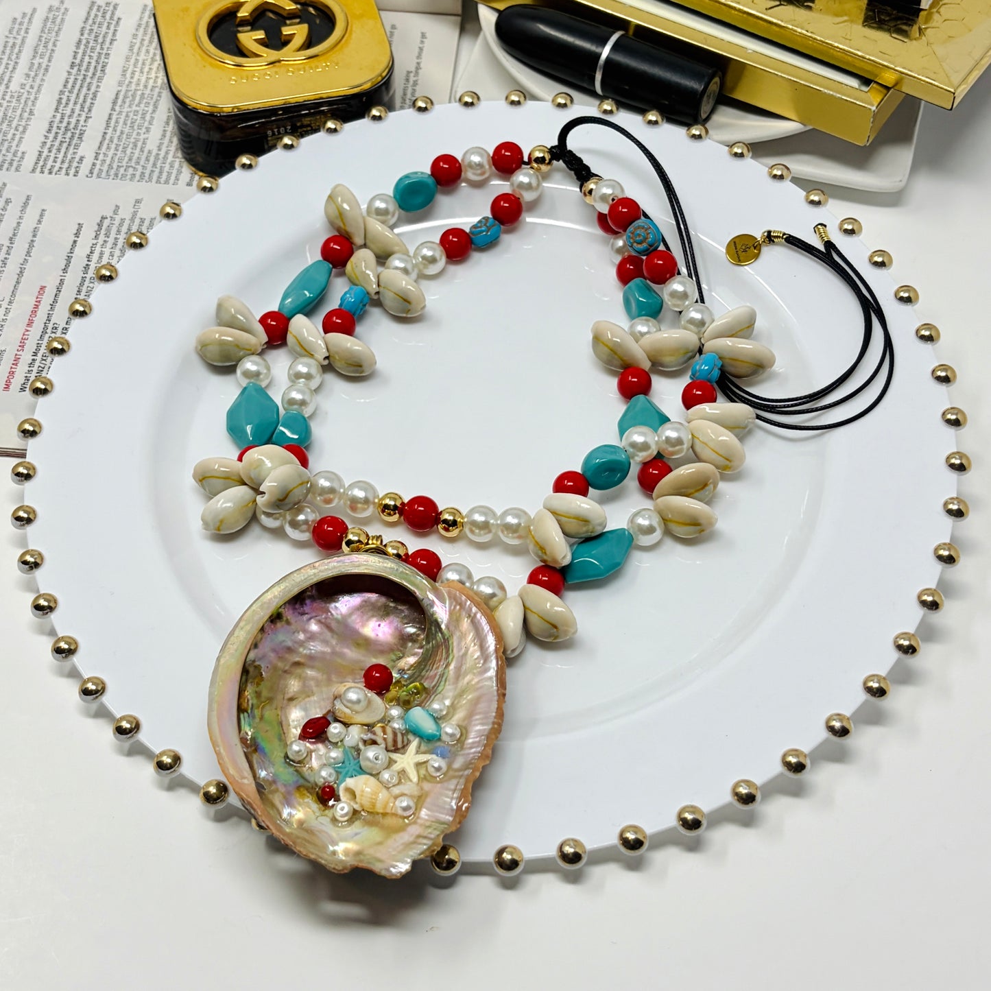 layered shell necklace, reversible shell pendant, natural shell jewelry, boho statement necklace