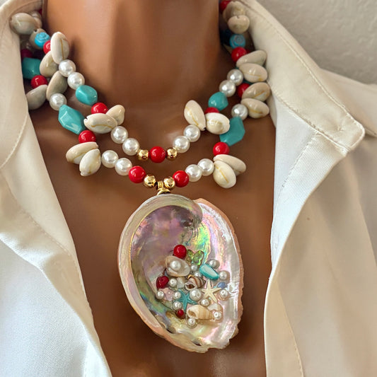 layered shell necklace, reversible shell pendant, natural shell jewelry, boho statement necklace