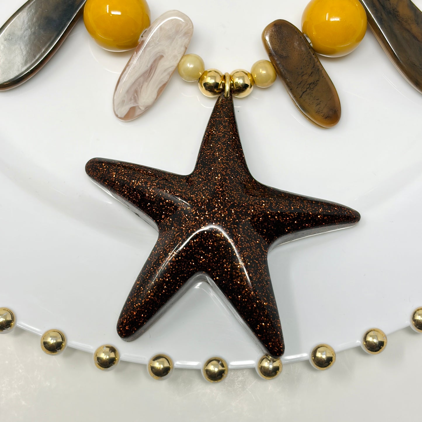 Maxi Starfish Statement Necklace – Adjustable Beach Jewelry with Acrylic & Ceramic Beads, Resin Pendant