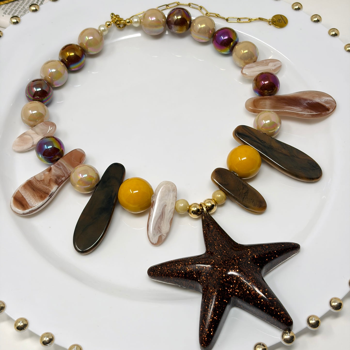 Maxi Starfish Statement Necklace – Adjustable Beach Jewelry with Acrylic & Ceramic Beads, Resin Pendant