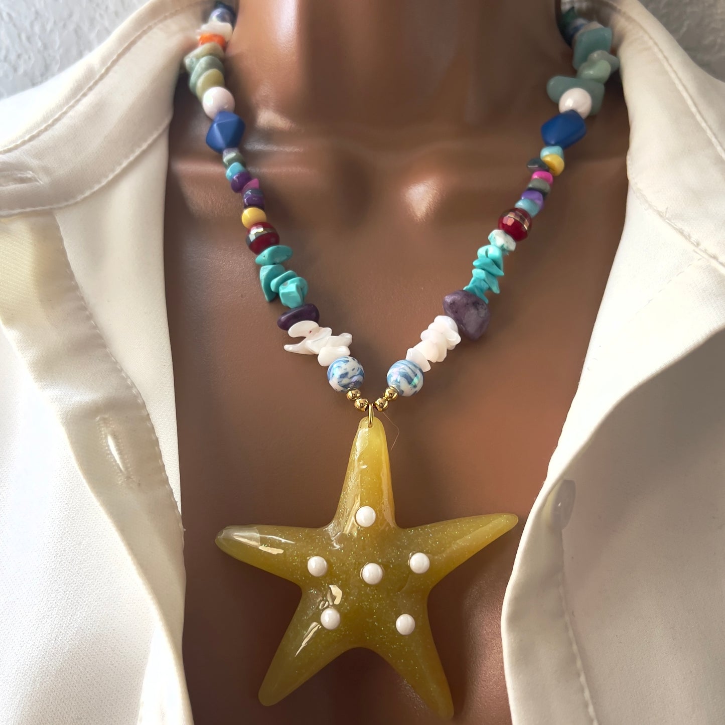 Chunky Starfish Pendant Necklace, Chunky Charm Necklace, Gemstone Beaded Necklace,  Resin Starfish Pendant Necklace, Turquoise Neclace, Opal Necklace