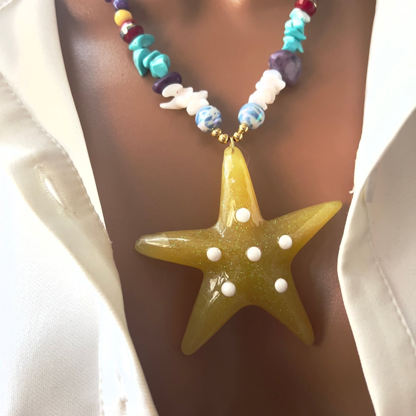 Chunky Starfish Pendant Necklace, Chunky Charm Necklace, Gemstone Beaded Necklace,  Resin Starfish Pendant Necklace, Turquoise Neclace, Opal Necklace