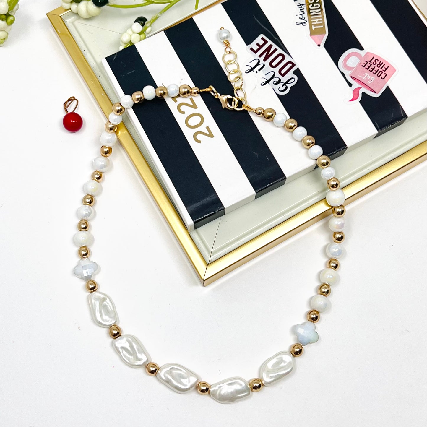 Pearl necklace, natural pearls and hematites beads choker necklace