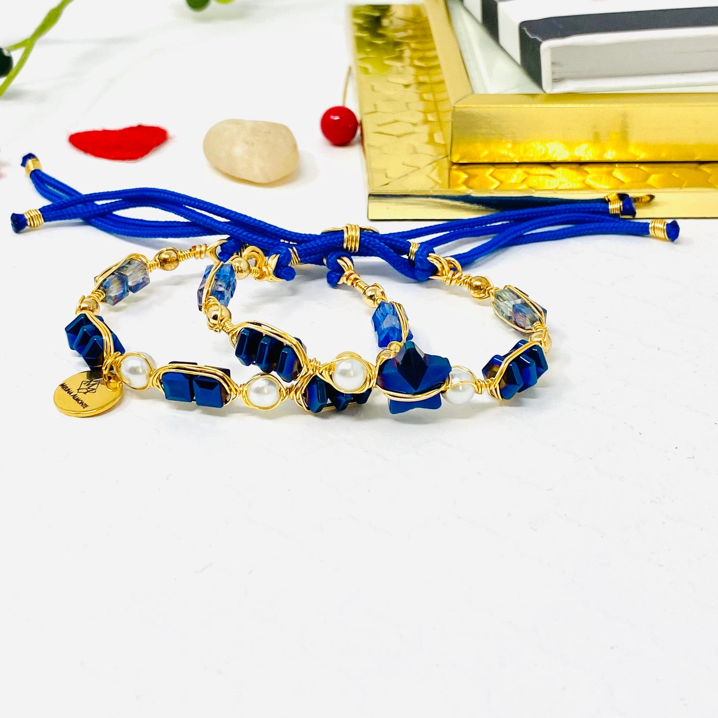 Pearl And Royal Blue Beads Bracelet Set
