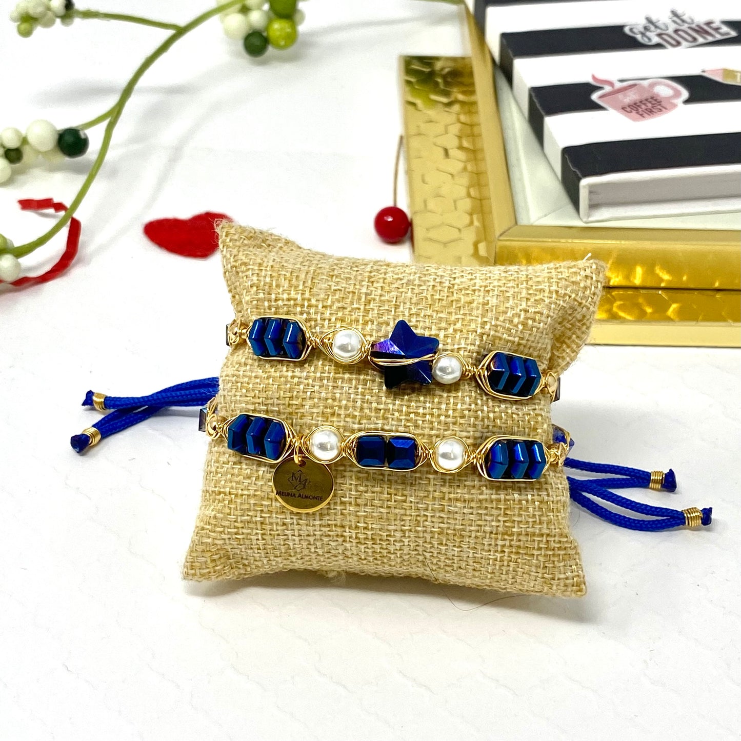 Pearl And Royal Blue Beads Bracelet Set