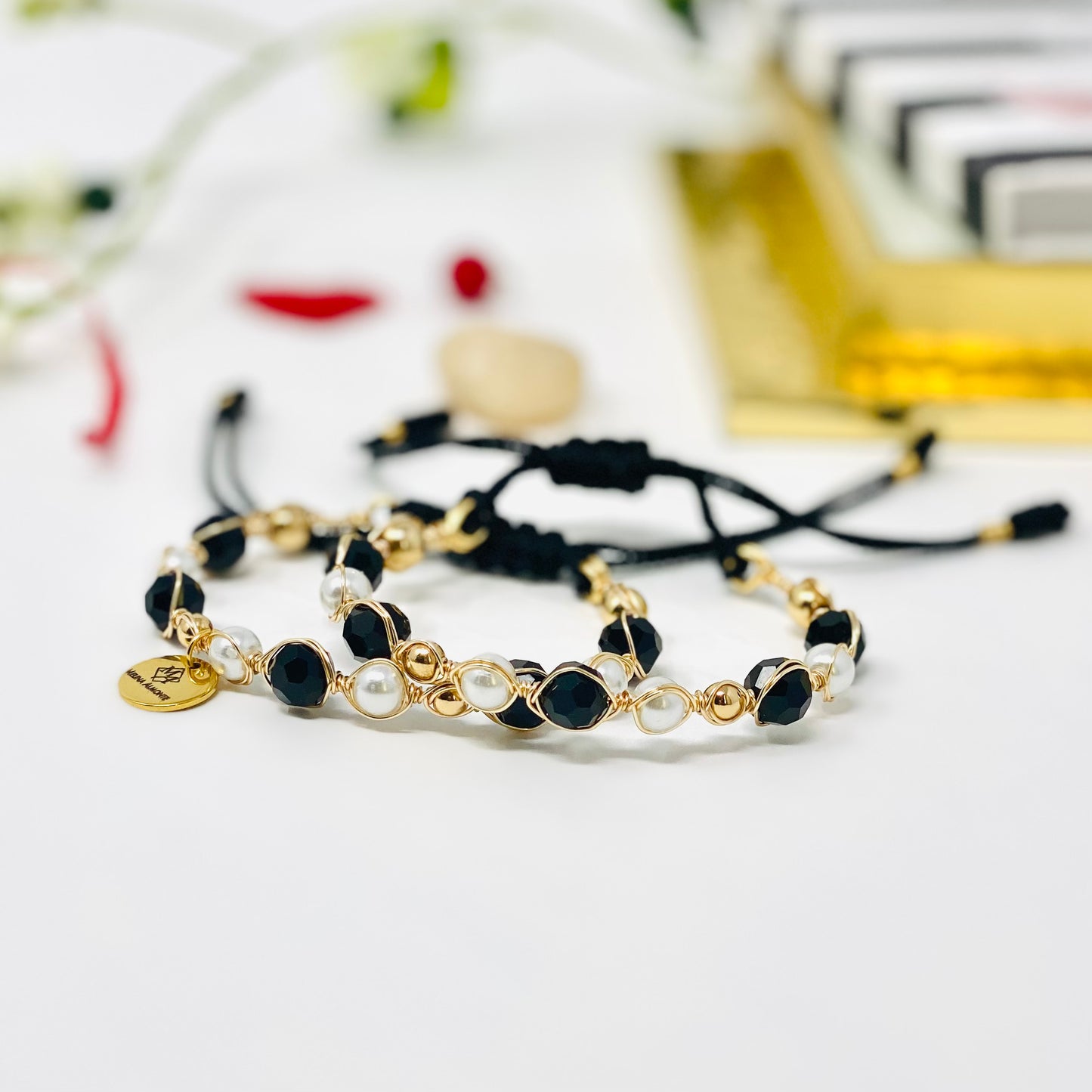 PEARL AND BLACK CRYSTAL BEADED BRACELET SET