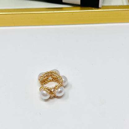 Gold ear cuffs, ear cuffs no piercing, Pearl ear cuff earring, Thick ear cuffs, handmade embroidery ear cuffs, ear cuff lapis, Ring ear cuff