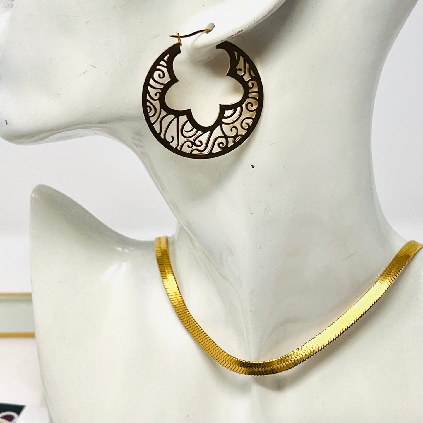 Gold stainless steel hoops, Filigree Hoop Earrings, Dainty Hoops Earrings For Women