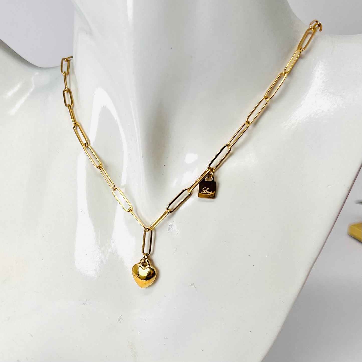 Heart Gold Chain Link Necklace