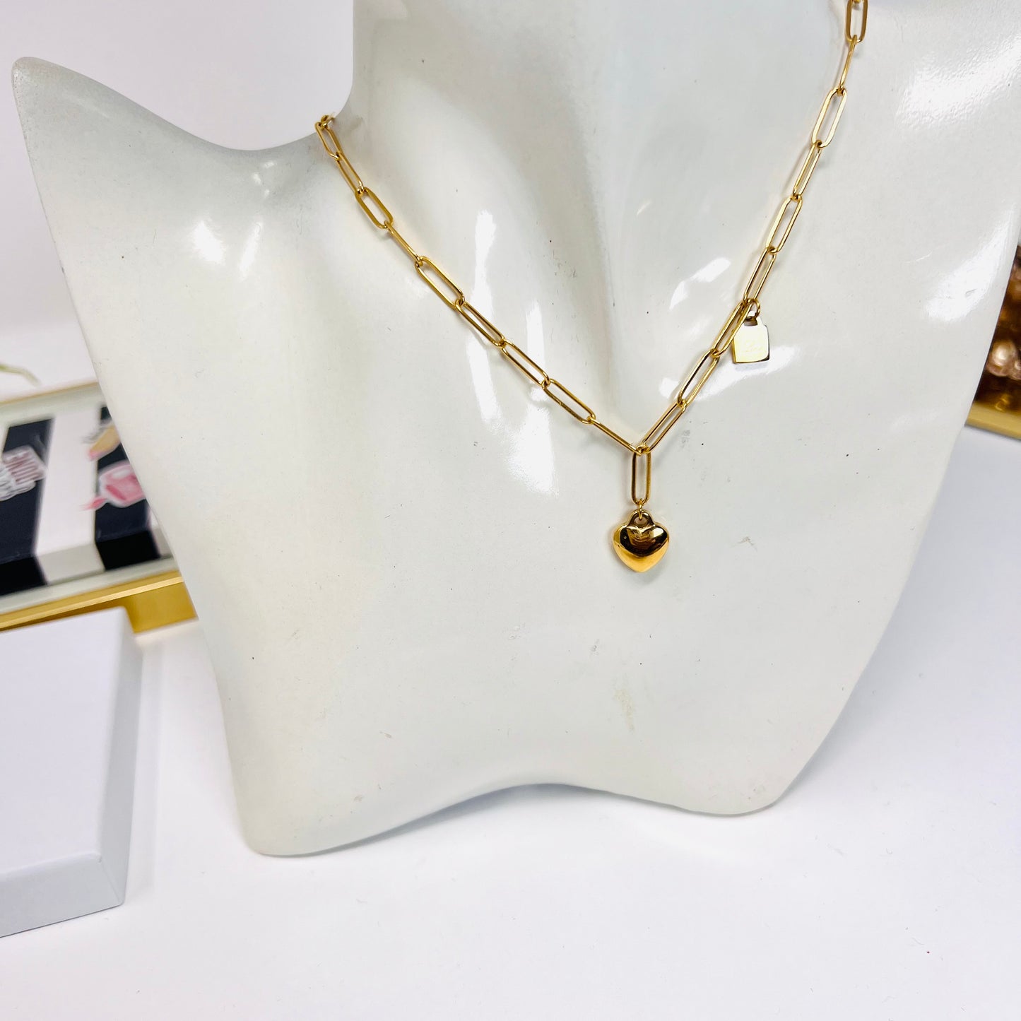 Heart Gold Chain Link Necklace