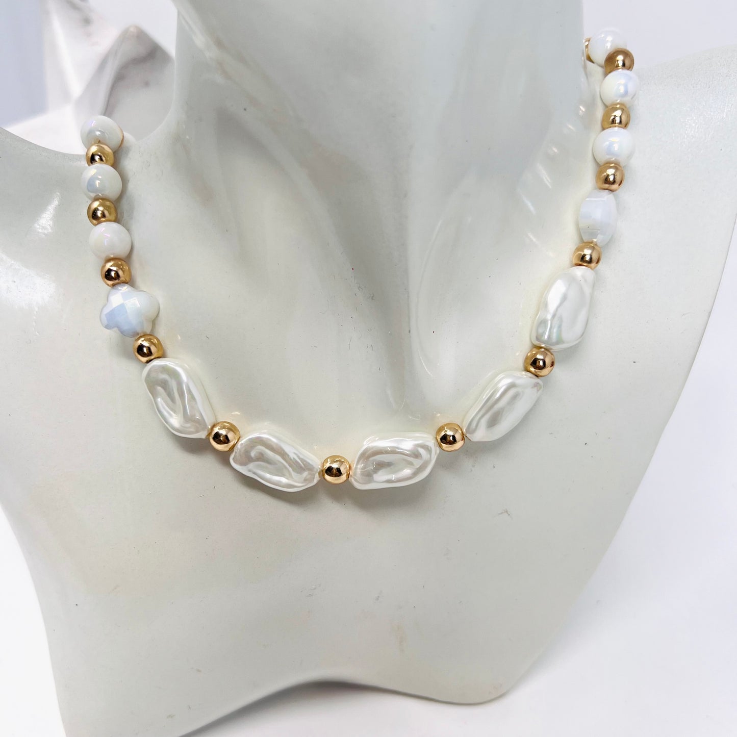 Pearl necklace, natural pearls and hematites beads choker necklace