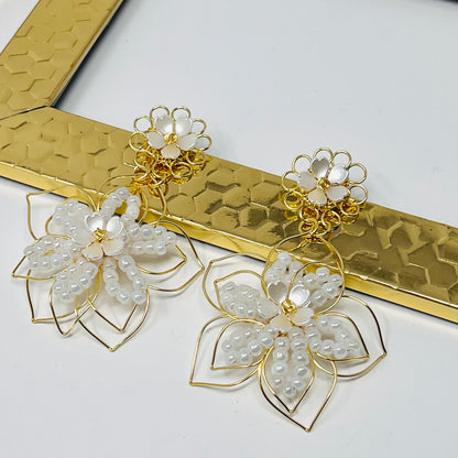 Handmade flower earring with natural pearl for women