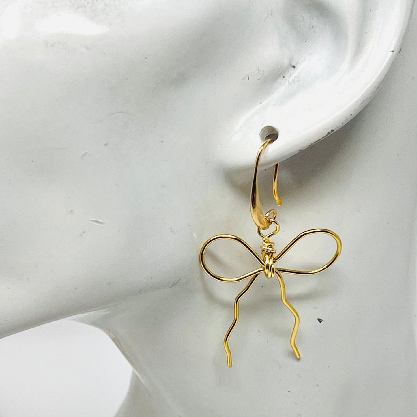 Bow Earrings, gold bow earrings, ribbon earrings, coquette jewelry, coquette earring, minimalist earrings, wire earring, dangle earring bows