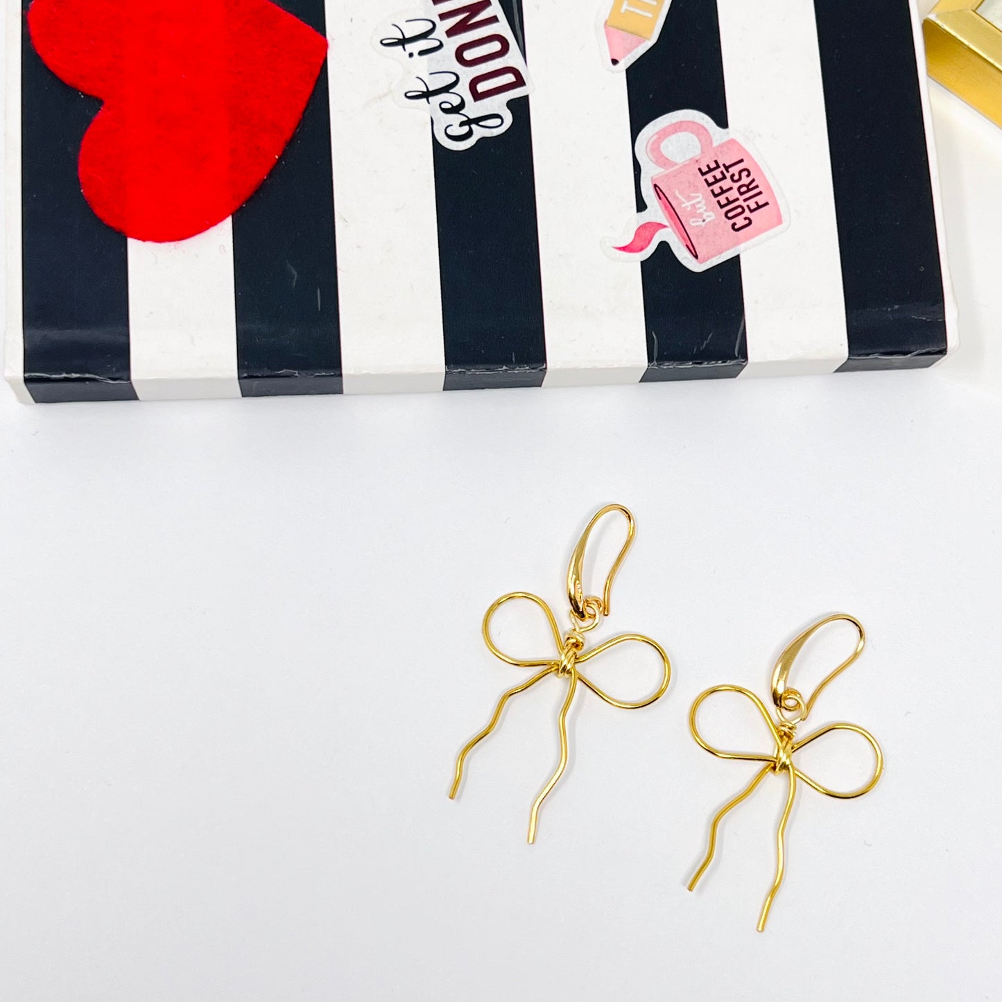 Bow Earrings, gold bow earrings, ribbon earrings, coquette jewelry, coquette earring, minimalist earrings, wire earring, dangle earring bows