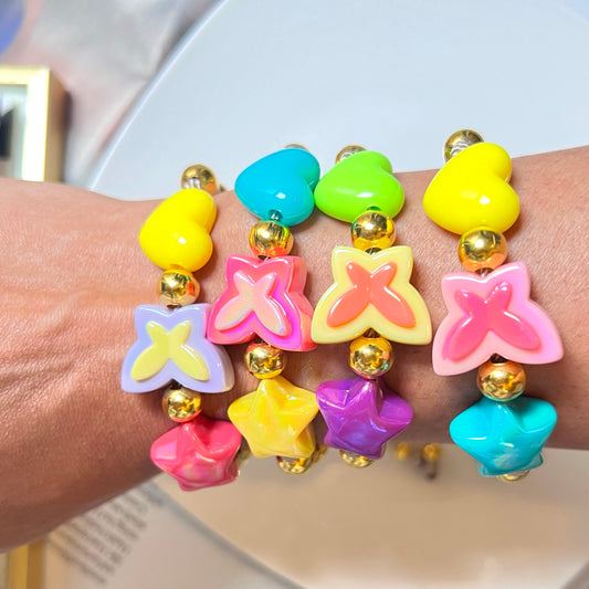 Summer butterfly bracelet, clay bead bracelet, beaded bracelet, flower bracelet, charm bracelet