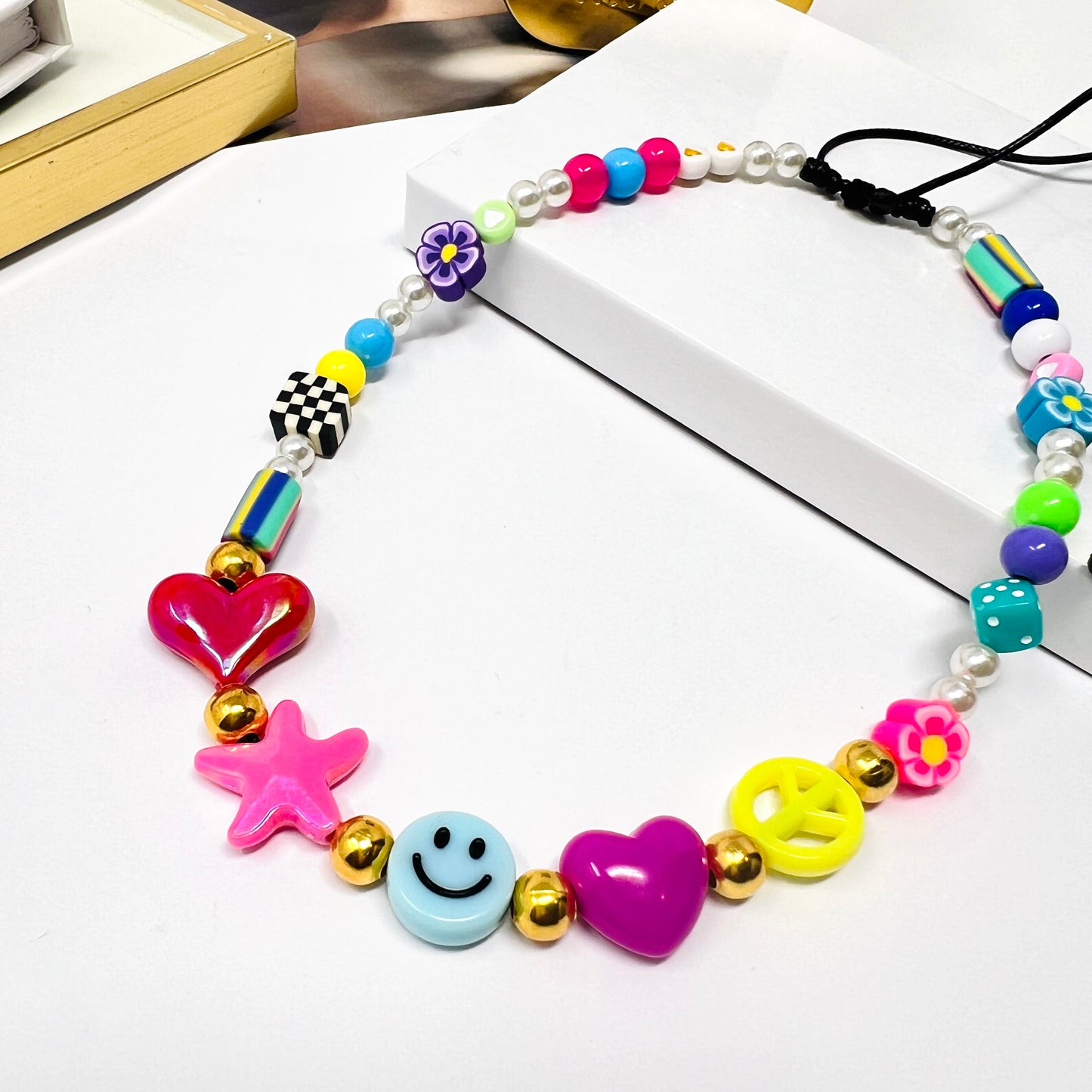 Colorful bead necklace, Y2k necklace,  daisy necklace, flower necklace, chunky beaded necklace