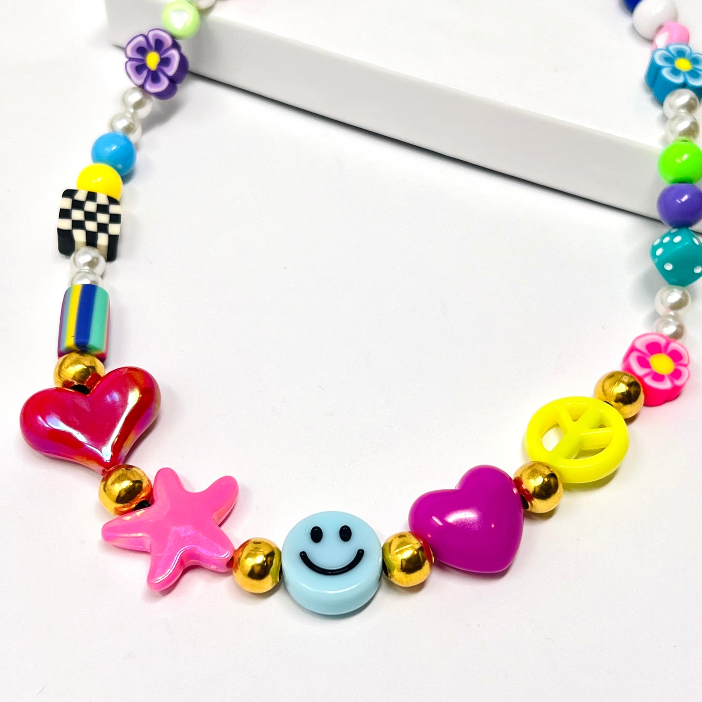 Colorful bead necklace, Y2k necklace,  daisy necklace, flower necklace, chunky beaded necklace