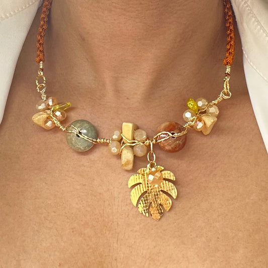 Braided Choker Necklace In Macrame, Wire And Gold Laminated Pendant And Natural Stones