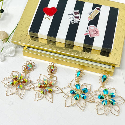 Gold earrings with chape crystal flower and gold plated wire
