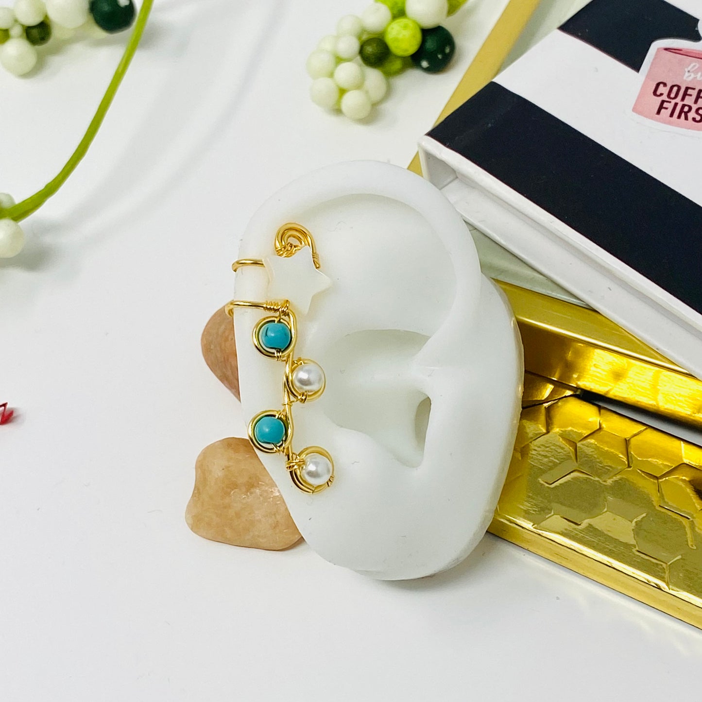 Turquoise Ear cuffs, Ear Cuff, Ear Climber, Ear cuff no piercing, turquoise earrings, cartilage earrings, gold ear cuff, Ear Jacket