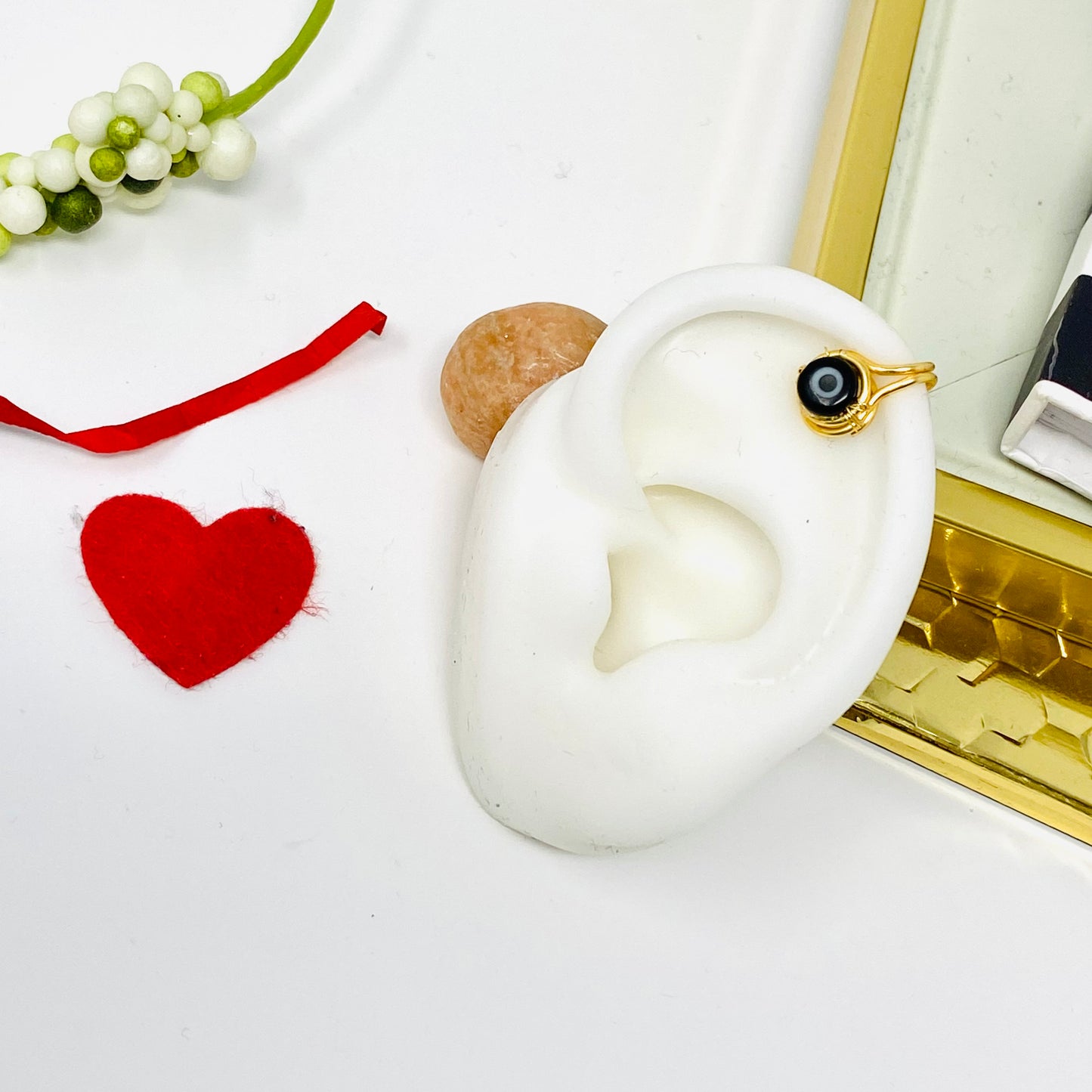 Evil eye ear cuff, Ear Cuff, No piercing, Evil eye earrings, Ear climber, cartilage earring, Hoop, Gold ear cuff,