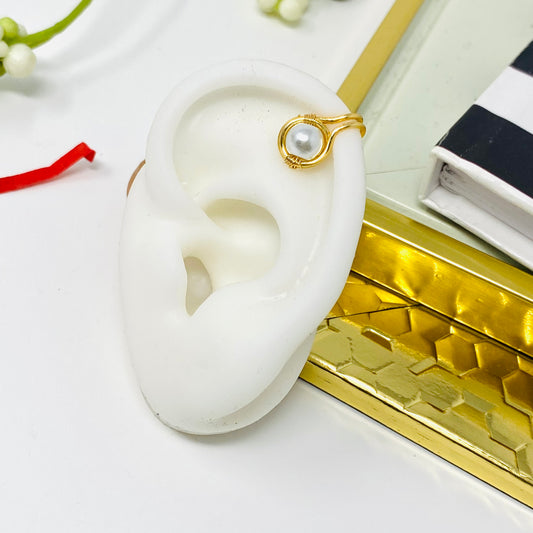 Pearl Ear cuff, Ear cuff no piercing, Gold ear cuff, huggies earrings, cartilage hoop, Ear Cuff, Hippie jewelry