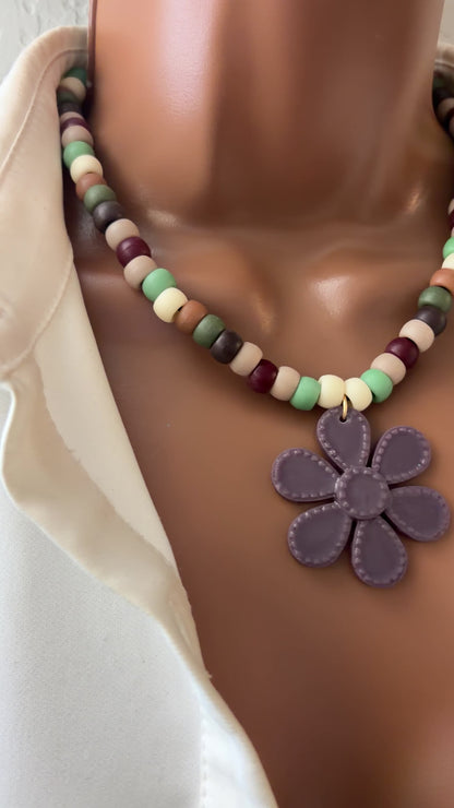 Handmade Resin Flower Charm Necklace, Beaded Necklace, Western Resin Pendant Necklace, Unique Boho Jewelry Gif